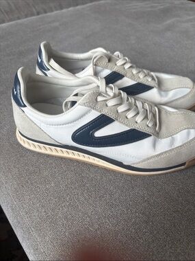 Tretorn Sneakers in White and Navy